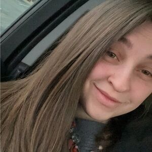 Meet your Posher, Katelyn